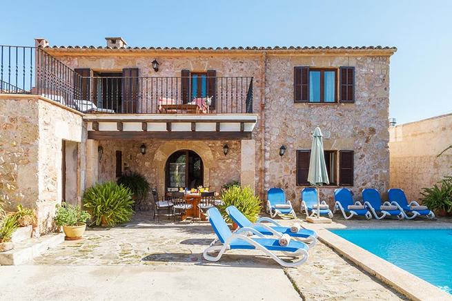 Lovely luxury country home rental in Majorca